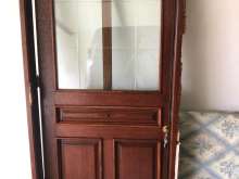 Vende 3 portas exteriores em teca  por 300 €