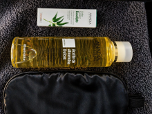 Massagem terapêutica e relaxamento profundo — corpo e mente em harmonia
